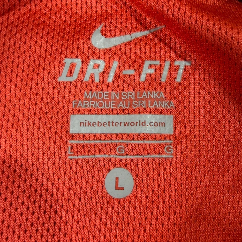 Nike running top